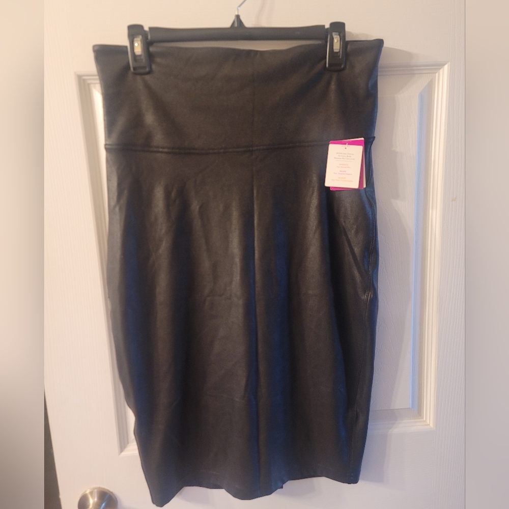 NwT Spanx 1x skirt
